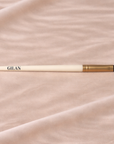 E4 LARGE PADDLE PACKER EYESHADOW BRUSH