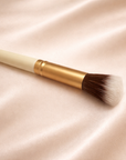 E0 ROUNDED PADDLE CONCEALER BRUSH